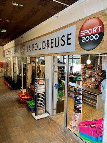 © Sport 2000 La Poudreuse - Corbier Tourisme