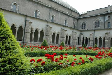 © Cloître de Saint-Jean-de-Maurienne - P. Dompnier