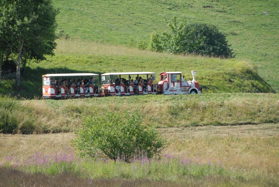 © petit train touristique le Corbier - petit train touristique le Corbier