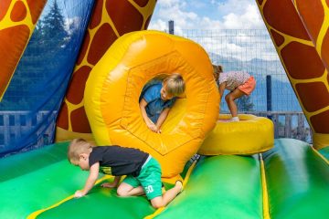 © Parc aux loisirs "Ile aux Dragons" - Corbier Tourisme